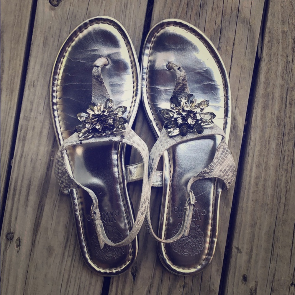 ❤️Vince Camuto Sandals❤️